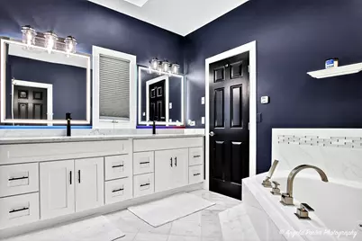 701 Caitlin Court, Grayslake, IL 60030 - Photo 25