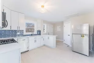 118 Well St, Park Forest, IL 60466 - Photo 5