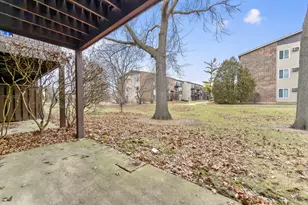 970 Yosemite Trail, Roselle, IL 60172 - Photo 17