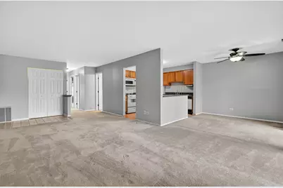 970 Yosemite Trail #A5, Roselle, IL 60172 - Photo 3