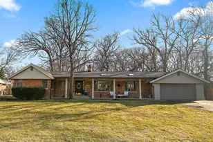 8707 W 123rd St, Palos Park, IL 60464 - Photo 1