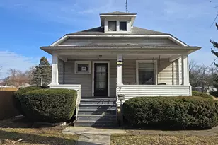 7 N State St, Glenwood, IL 60425 - Photo 1