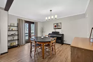 1208 35th St Dr, Moline, IL 61265 - Photo 13