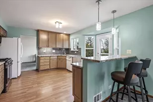 2487 Bridle Cir, Round Lake Beach, IL 60073 - Photo 11