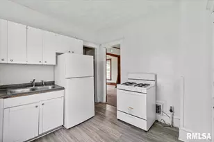 2621 5 1/2 Ave, Rock Island, IL 61201 - Photo 13