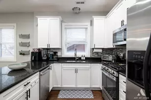 5605 N Miltimore Ave, Chicago, IL 60646 - Photo 7