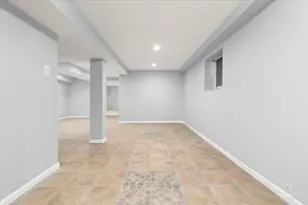 3312 W 62nd St, Chicago, IL 60629 - Photo 25