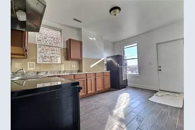 3619 W 5th Avenue, Chicago, IL 60624 - Photo 5