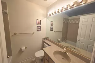 8019/8021 Lincoln Ave, Skokie, IL 60077 - Photo 23