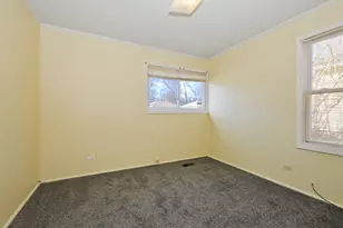 270 Minocqua St, Park Forest, IL 60466 - Photo 13