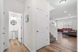 3770 Westbury Ct, Elgin, IL 60124 - Photo 15