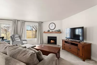 2404 Danbury Drive #B1, Woodridge, IL 60517 - Photo 5