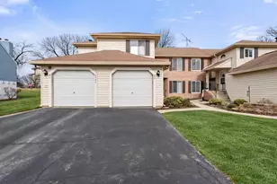 2404 Danbury Dr, Woodridge, IL 60517 - Photo 3