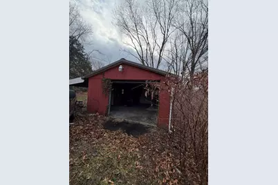 418 W Harrison Street, Carrier Mills, IL 62917 - Photo 7