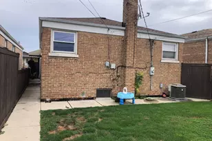 5814 S Massasoit Ave, Chicago, IL 60638 - Photo 11