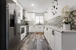 730 Skyline Dr, Barrington, IL 60010 - Photo 5