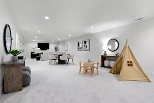 1246 W George St, Chicago, IL 60657 - Photo 37