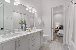 1246 W George St, Chicago, IL 60657 - Photo 23