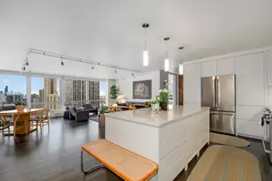 330 W Diversey Pkwy, Chicago, IL 60657 - Photo 5