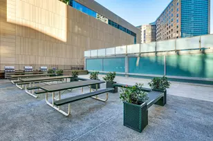 330 W Diversey Pkwy, Chicago, IL 60657 - Photo 27