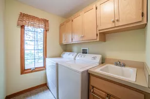 471 Linden Cir, Beecher, IL 60401 - Photo 9