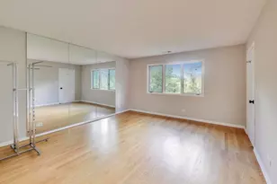 300 Boardwalk Pl, Park Ridge, IL 60068 - Photo 27