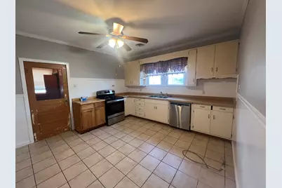 1109 W Adams Street, Herrin, IL 62948 - Photo 13