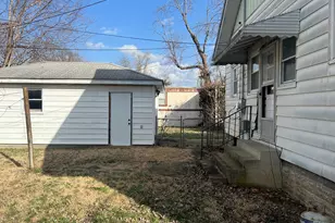 1109 W Adams St, Herrin, IL 62948 - Photo 7