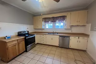 1109 W Adams St, Herrin, IL 62948 - Photo 15