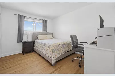 102 S Adeline Avenue, Addison, IL 60101 - Photo 11