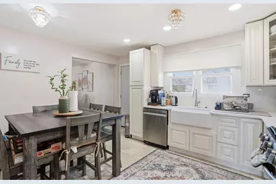 10459 S 81st Avenue, Palos Hills, IL 60465 - Photo 5