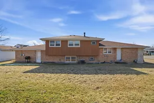 10459 S 81st Ave, Palos Hills, IL 60465 - Photo 23