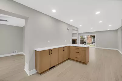 101 W Brighton Place, Mount Prospect, IL 60056 - Photo 9