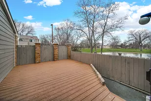 101 W Brighton Pl, Mount Prospect, IL 60056 - Photo 25