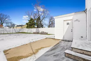 1020 Newberry Ave, La Grange Park, IL 60526 - Photo 21