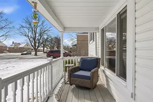 1020 Newberry Ave, La Grange Park, IL 60526 - Photo 3