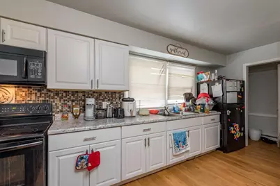 2112 Hebron Avenue, Zion, IL 60099 - Photo 9