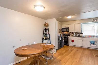 2112 Hebron Avenue, Zion, IL 60099 - Photo 7