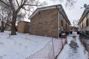 2112 Hebron Ave, Zion, IL 60099 - Photo 15