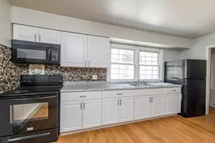 [Address not provided], Zion, IL 60099 - Photo 11