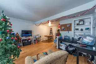 2112 Hebron Ave, Zion, IL 60099 - Photo 5