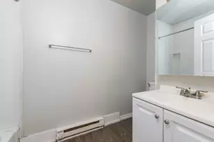 [Address not provided], Zion, IL 60099 - Photo 15