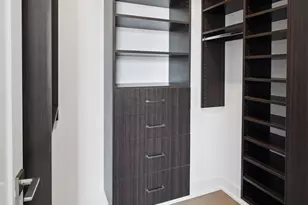 2916 W Shakespeare Ave, Chicago, IL 60647 - Photo 17