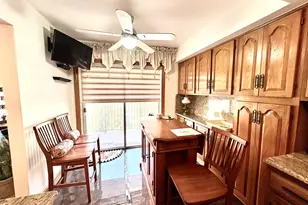 9529 Bronx Ave, Skokie, IL 60077 - Photo 11