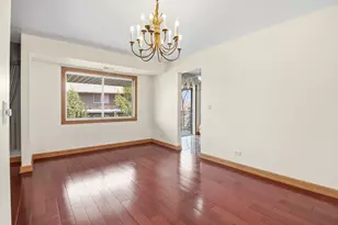 9529 Bronx Ave, Skokie, IL 60077 - Photo 9