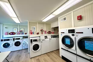 9529 Bronx Ave, Skokie, IL 60077 - Photo 23