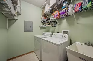 8727 W Bryn Mawr Ave, Chicago, IL 60631 - Photo 23