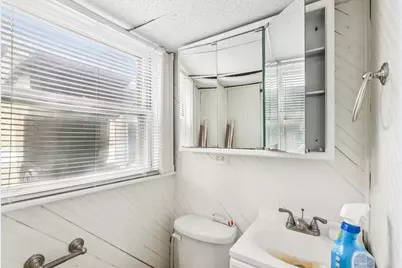 14832 Clifton Park Avenue, Midlothian, IL 60445 - Photo 11