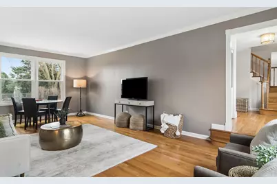 840 W Partridge Drive, Palatine, IL 60067 - Photo 5