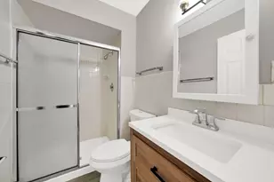 484 Shenstone Rd, Riverside, IL 60546 - Photo 9